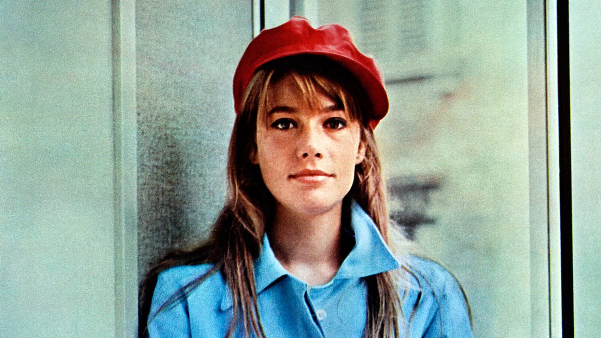 Legendary French Songstress Francoise Hardy Succumbs at 80, Leaving Behind a Musical Legacy Spanning Decades, Confirms Son from Instagram Post