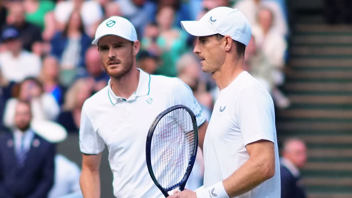 Andy Murray Commences Emotional Wimbledon Farewell Journey on Centre Court with Brother Jamie Amid Family Support