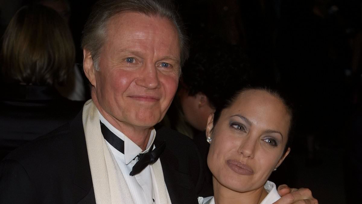 Jon Voight Criticizes Angelina Jolie’s Views on Israel-Hamas Conflict in Fiery Variety Interview