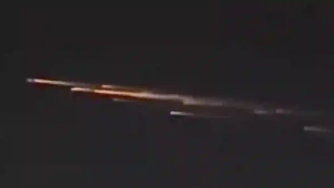 Fireballs from Chinese SuperView-1 02 Satellite Explode Over Bryant, Arkansas as It Burns Up During Reentry Into Earth’s Atmosphere