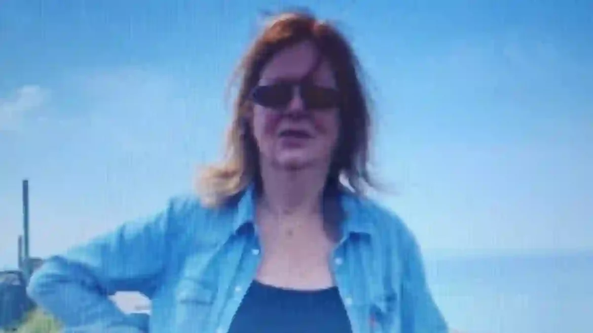 Police Launch Intensive Search for Missing 74-Year-Old Woman Who Disappeared While Walking Near Moss-Side Caravan Park in Cummertrees, Scotland