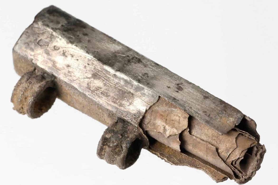 Archaeologists in Frankfurt Successfully Decipher 1,800-Year-Old Silver Amulet, Revealing Oldest Christian Evidence North of the Alps