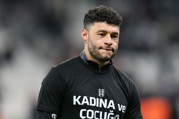 Alex Oxlade-Chamberlain Could Make a Surprising Return to English Football as Sheffield United Shows Interest in the Former Arsenal and Liverpool Star