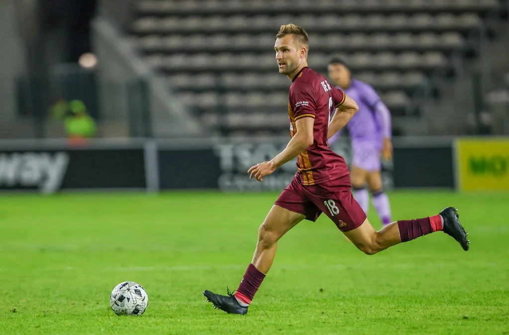 Andre De Jong Shares Positive Outlook for Stellenbosch FC as They Head to FNB Stadium to Take on Kaizer Chiefs