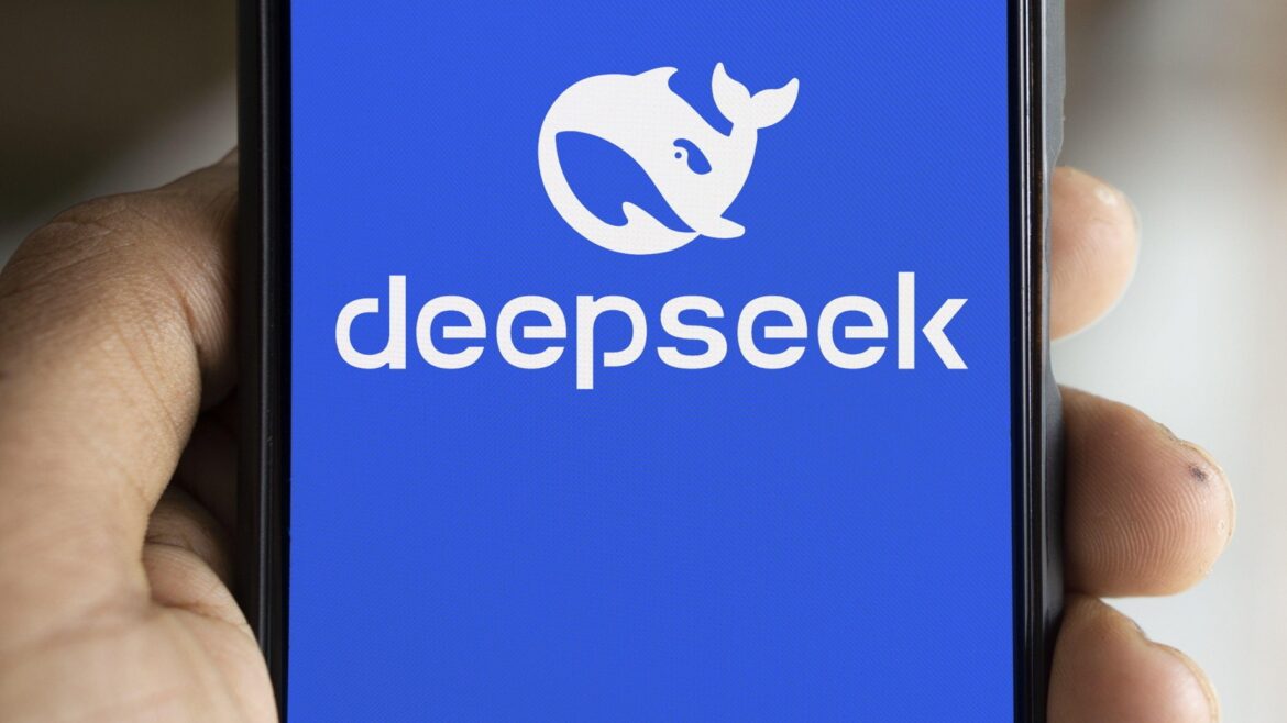 Chinese AI start-up DeepSeek challenges US tech dominance with rapid growth and disruptive low-cost innovations in the artificial intelligence sector