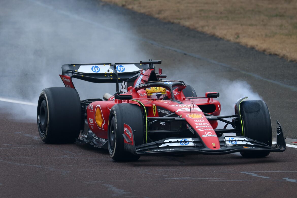 Lewis Hamilton suffers major testing setback as Ferrari crashes into barriers at Circuit de Barcelona-Catalunya delaying team operations