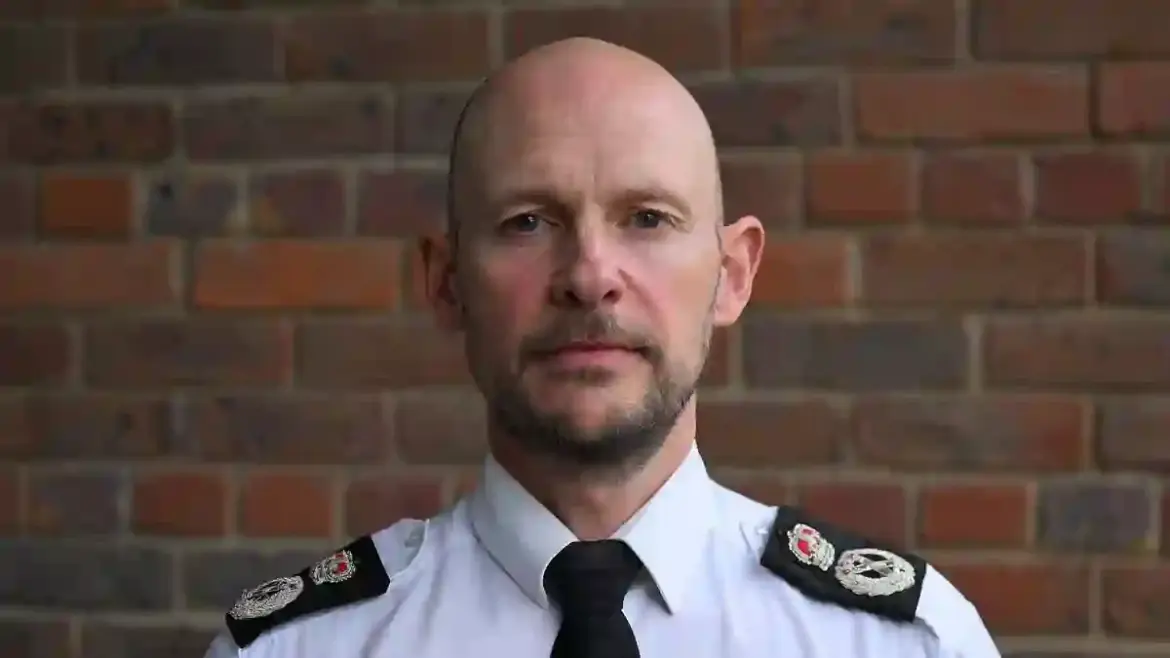 Thames Valley Police suspends Chief Constable Jason Hogg following accusations of improper handling of sensitive information