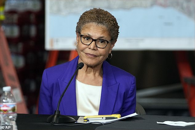 Pacific Palisades Residents Denied Access to Homes by Military Despite Assurances from Los Angeles Mayor Karen Bass