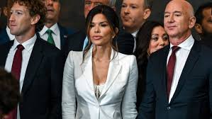 Lauren Sanchez Wears Daring White Pantsuit to Donald Trump’s Inauguration in Washington D.C. and Faces Heavy Backlash