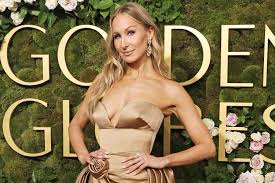 Nikki Glaser brings laughter to the Beverly Hilton Hotel with her bold hosting at the 2025 Golden Globe Awards