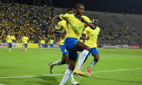 Peter Shalulile Helps Mamelodi Sundowns Claim Dramatic 2-1 Win Over Maniema Union in Kinshasa to Keep CAF Champions League Hopes Alive