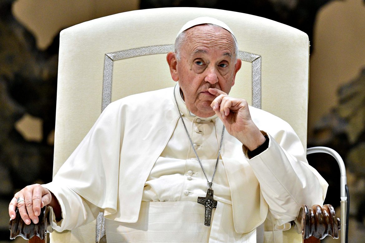 Pope Francis Encourages Nuns in Vatican to Radiate Joy and Warmth in Their Educational Ministry to Attract People to the Faith