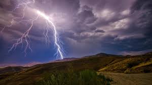 South Africa’s Nine Provinces Brace for Hot and Stormy Weather on Sunday, 19 January with Temperature Fluctuations and Thunderstorm Risks