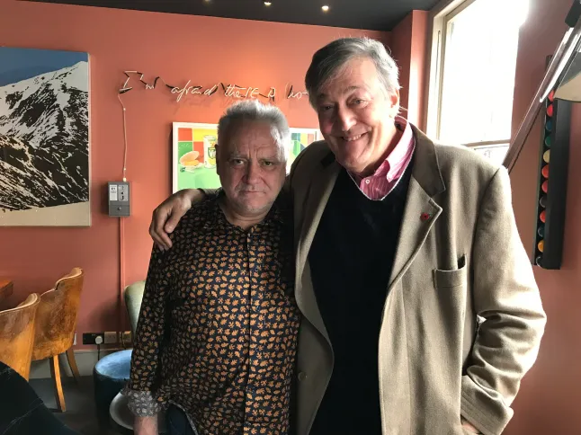 Stephen Fry Opens Up About Tony Slattery’s Struggles With Addiction, Depression, and His Journey Towards Recovery Before His Untimely Passing