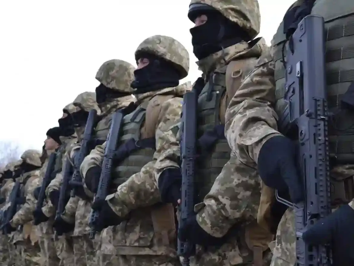 Ukrainian Armed Forces Deploy Reserve Units and NATO Equipment to Counter Russian Gains in the Kursk Region of Russia