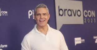 Andy Cohen faces online frenzy after private mirror selfie leaks in a bathroom scandal