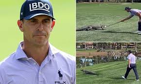 Billy Horschel Uses His Florida Experience to Help Police Remove Alligator from PGA National Golf Course During Cognizant Classic in Florida