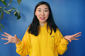 Comedian Jenny Tian shares her surprising realization about the striking similarities between London and Melbourne after living abroad