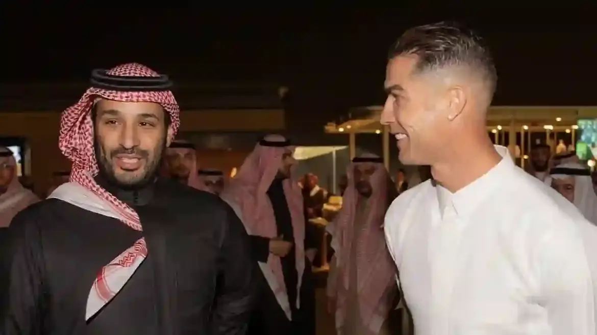 Cristiano Ronaldo Explains His Absence from Historic Boxing Event in Riyadh After Fans Spot Reserved Seat with His Name