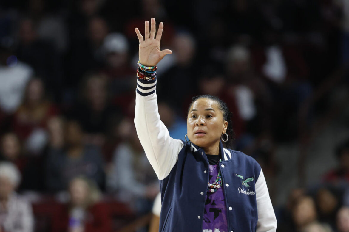 Philadelphia Eagles fan Dawn Staley unable to attend Super Bowl due to Trump’s arrival closing New Orleans airspace