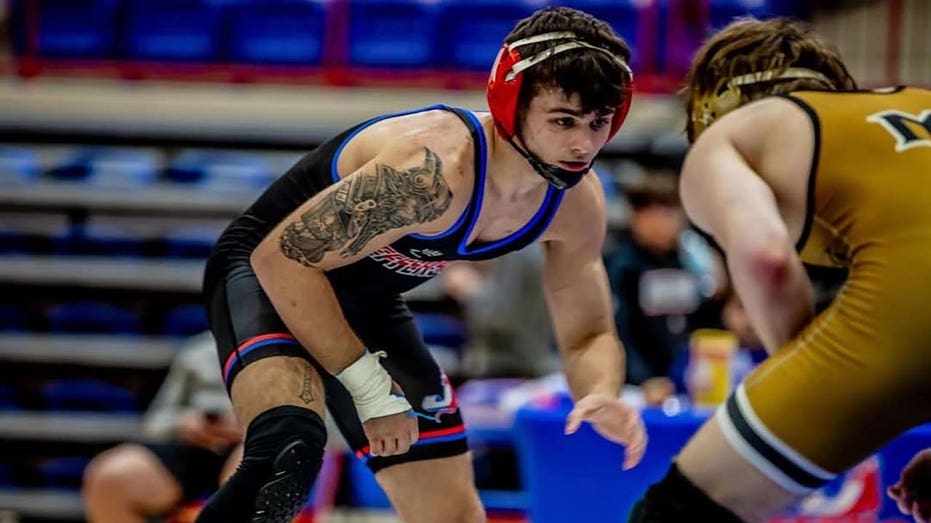 Teen wrestler left paralyzed below the shoulders after freak accident at Georgia state championship and battles intense pain