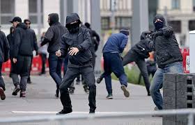 German Towns Grapple with Rising Violence and Unrest as Asylum Seekers Spark Tensions in Furstenwalde and Munichb