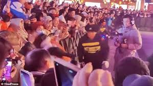 Humanoid Robot Appears to Attack Crowd at Chinese Festival in Tianjin Leading to Fears of Malfunctions