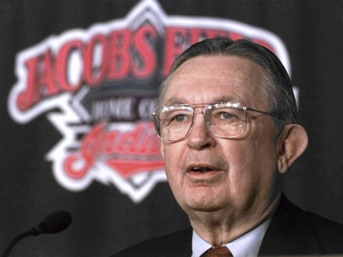 Larry Dolan passes away at 94 as longtime Cleveland Guardians owner who led the team through playoff success and a historic name change