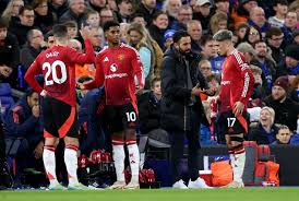 Manchester United struggles through adversity with 10 men to beat Ipswich Town 3-2 at Old Trafford