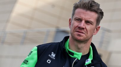 Nico Hulkenberg suffers unexpected eye injury in Sauber garage after debris incident forces urgent medical attention in Formula One testing