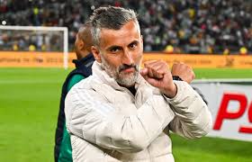 Orlando Pirates Fans Left in the Dark as Coach Jose Riveiro Avoids Questions About Monnapule Saleng’s Mysterious Absence from the Squad