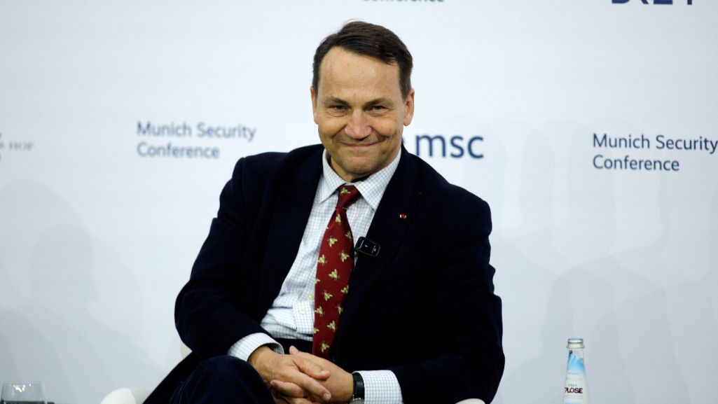 Polish Foreign Minister Radosław Sikorski Tells Trump He Must Follow Fair Peace Guidelines to Earn Nobel Peace Prize at Munich Security Summit