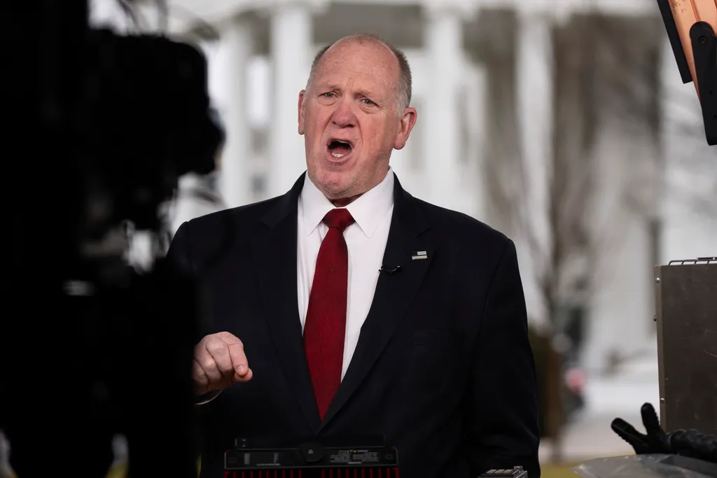 Tom Homan Condemns Intelligence Leak That Sabotaged Federal Immigration Raid Targeting Tren de Aragua Gang in Aurora Colorado