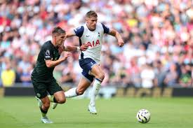 Tottenham Hotspur Triumphs Over Brentford with Resilient Defense and Late Goals in Vital Win at the Gtech Community Stadium