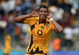 Zamalek FC makes a strong move to sign Kaizer Chiefs midfielder Edson Castillo as contract uncertainty looms