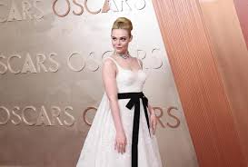 Elle Fanning Channels 1950s Couture with Givenchy Gown at the 2025 Academy Awards in Los Angeles