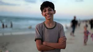 Teenager Abdullah al-Yazouri from Gaza Holds BBC Responsible for Risks After His Involvement in Controversial Documentary