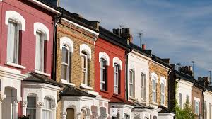 UK house prices experience a slight drop in February as global economic uncertainty and stamp duty changes impact the market