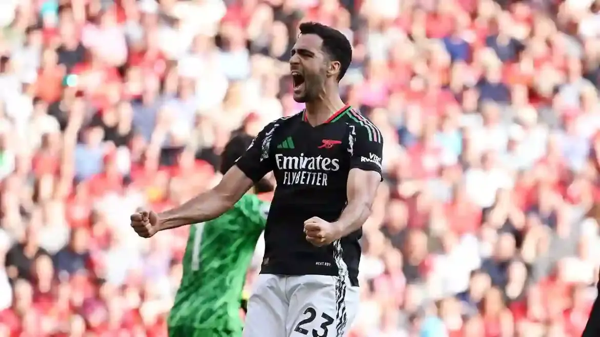 Arsenal fight back to earn dramatic 2-2 draw as Liverpool surrender two-goal lead at Anfield in thrilling Premier League clash