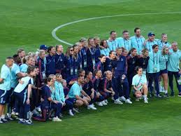 Arsenal prepares to challenge Barcelona for the Women’s Champions League trophy in Lisbon as the Spanish team aims for a historic third consecutive title