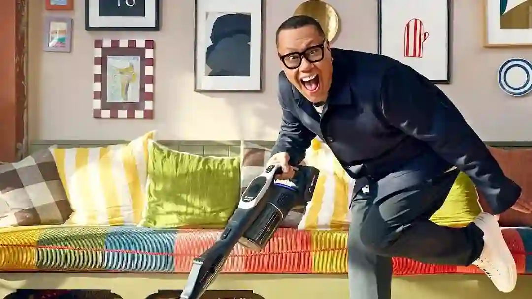 Gok Wan launches quirky restaurant in Islington where diners sit on the floor and enjoy gourmet Asian meals without using plates