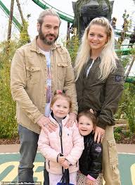Hannah Spearritt starts over with partner and kids in Costa Rica after facing homelessness and heartbreak in the UK