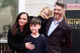 “Hollywood’s Shocking Parenting Secrets Revealed As Stars Open Up About Raising Kids Amid Public Scrutiny in Los Angeles”