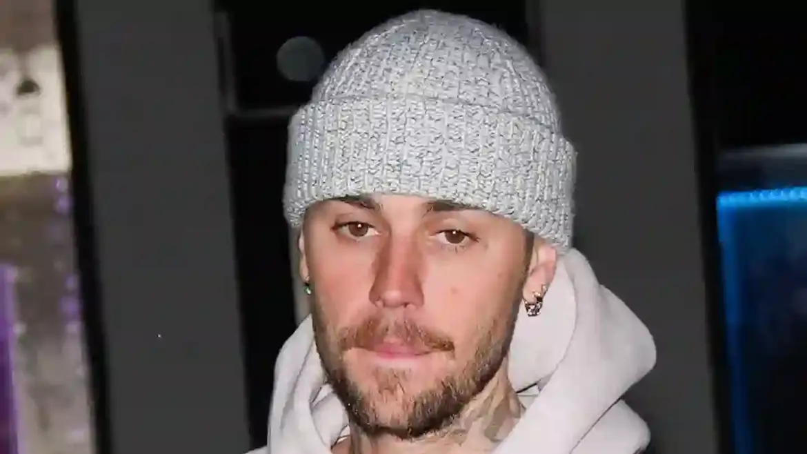 Justin Bieber shares emotional Instagram update while watching Toronto Maple Leafs lose to Florida Panthers at home with baby son in his arms