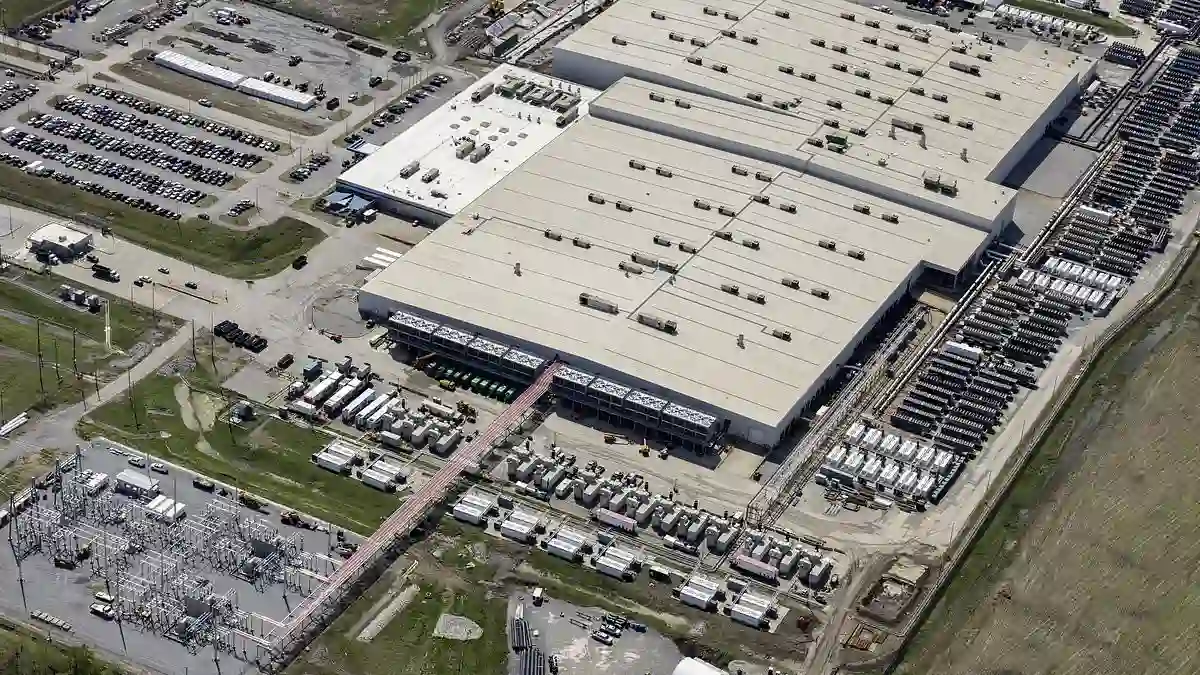 Memphis Residents Struggle to Breathe as Elon Musk’s AI Supercomputers Pump Out Pollutants in South Tennessee