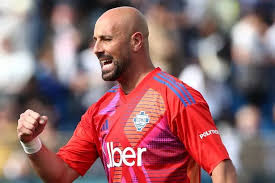 Pepe Reina Announces Retirement After Playing Final Professional Match for Como in Italy