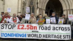 Pro-Palestinian Protesters Take Over Stonehenge Site in Wiltshire as Police Move In to Clear Iconic Landmark
