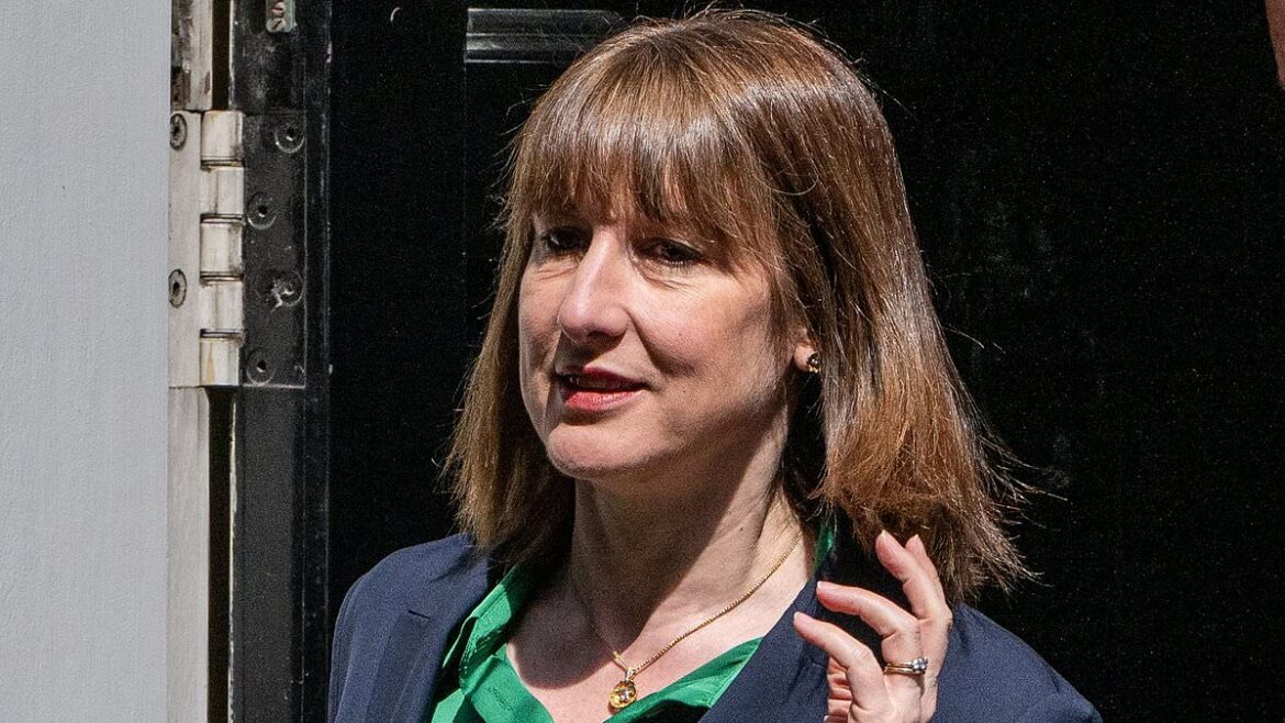 UK public finances falter as record borrowing, weak growth, and rising pensions challenge Reeves’ plans for fiscal balance by 2029