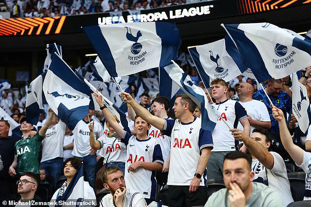 Tottenham Fans Prepare to Flood Bilbao in Massive Numbers for the Europa League Final, Outnumbering Manchester United Supporters