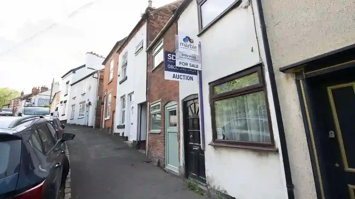 Two Brothers Put Their Late Aunt’s Quirky Eight-Foot-Wide Cottage on the Market in Castle Donington Hoping to Find a Buyer Who Sees Its Charm